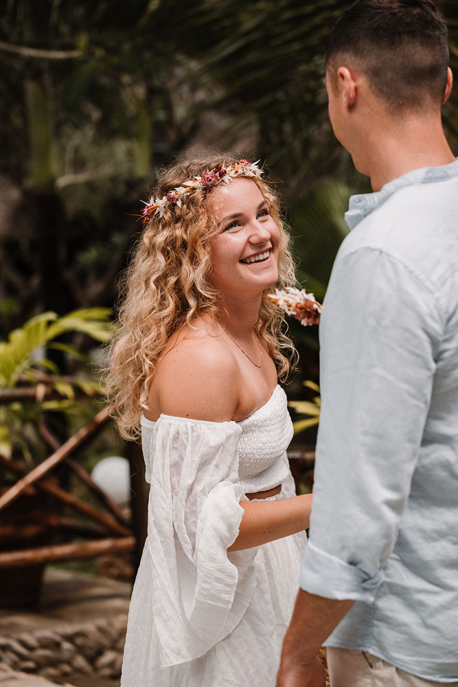 Photographe Elopement - un mariage intimiste à l'étranger