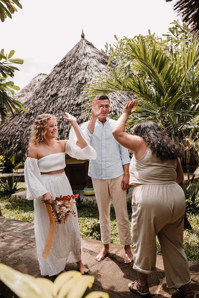 Photographe Elopement - un mariage intimiste à l'étranger