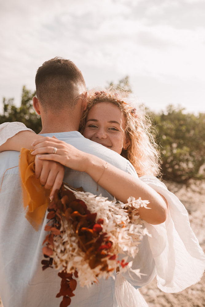 Photographe Elopement - un mariage intimiste sur la plage