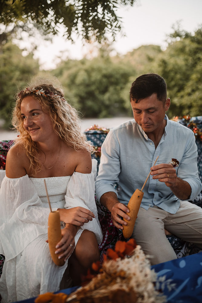 Photographe Elopement - un mariage intimiste sur la plage