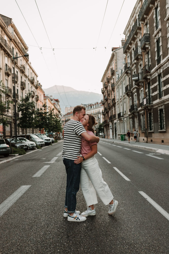 Faire une séance photo de couple à Lyon avec un photographe