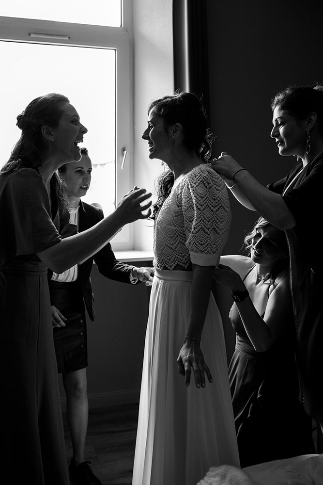 copines-mariee-temoin-mariage-lyon-photographe-faverges-domaine