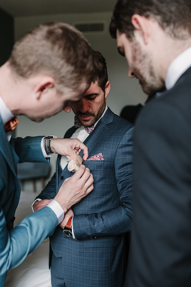 preparatifs-mariage-chateau-faverge-gars-marie-photographe-temoins